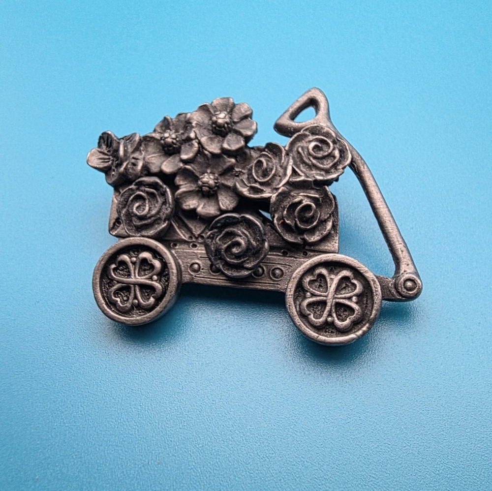 Secret Garden Brooch/Earring Set